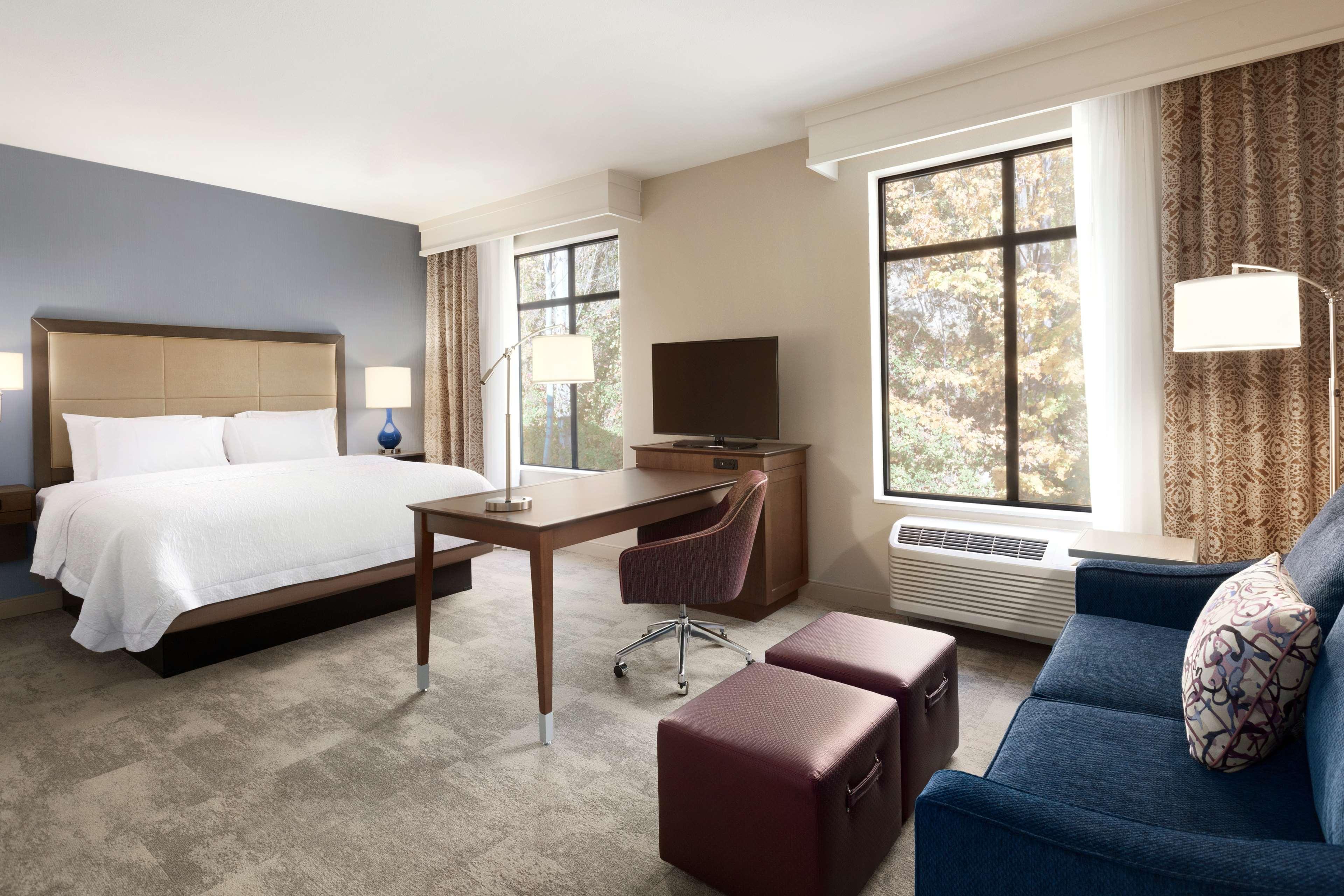 Hampton Inn & Suites Seattle/Renton, Wa Exterior photo