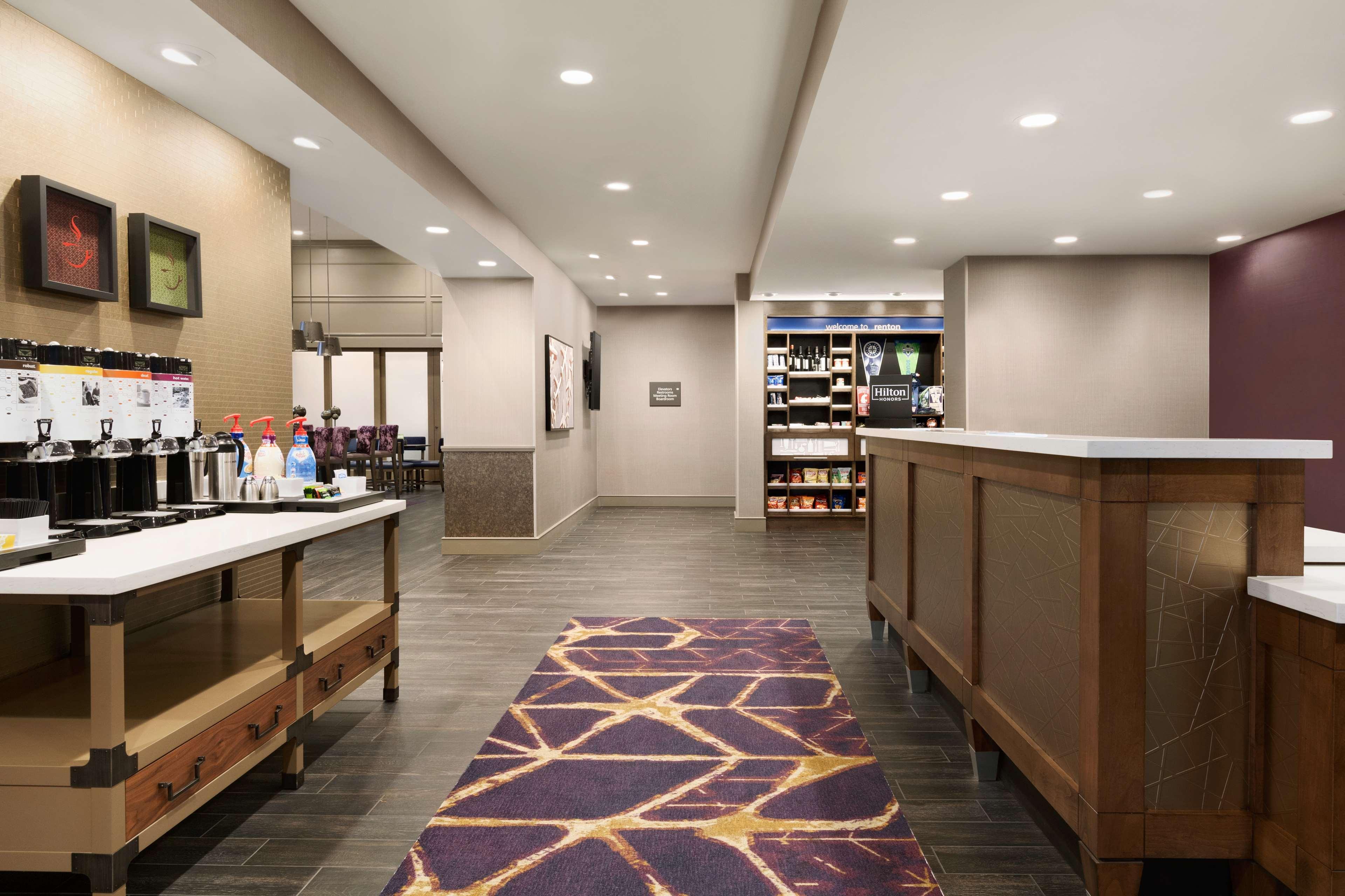 Hampton Inn & Suites Seattle/Renton, Wa Exterior photo
